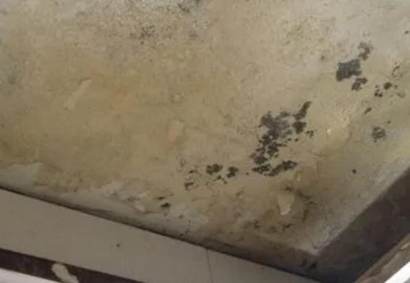 闻喜阳台漏水维修公司分享下闻喜卫生间渗水维修需要注意哪些问题。